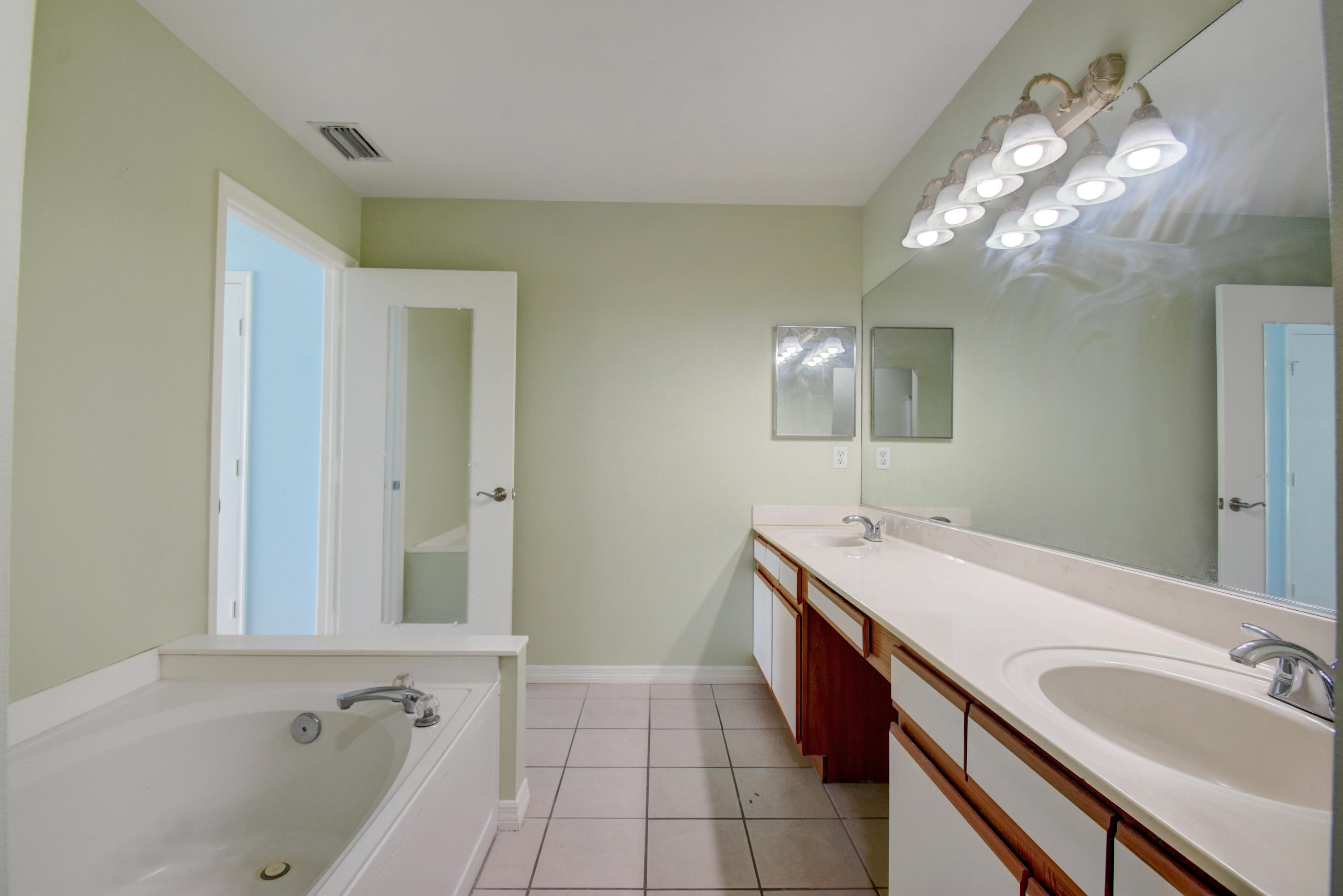 12841 Mill Circle Boca Raton, FL 33428 - Photo 21 of 52 Virtuals1 (21)