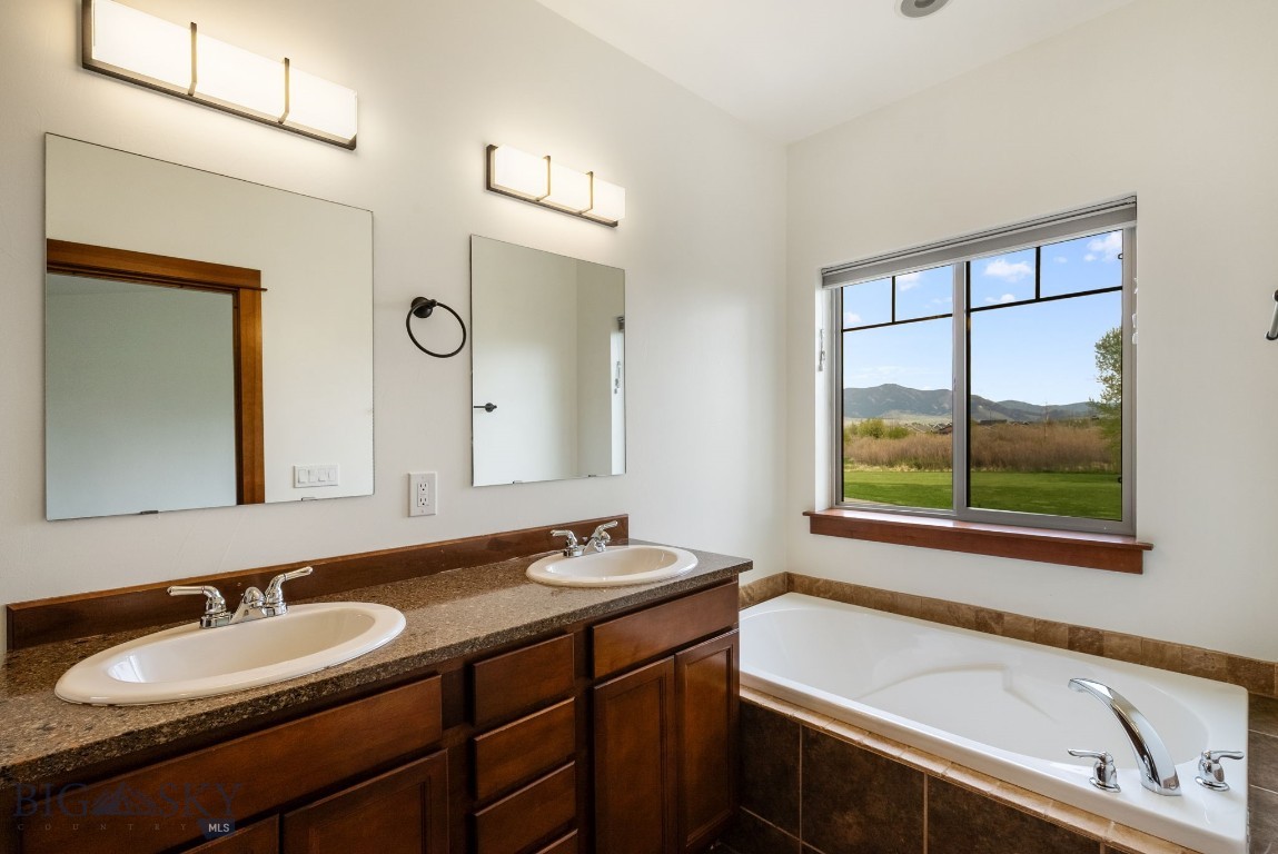 812 Rosa Way, Unit A Bozeman, MT 59718 - Photo 38 of 83 Gallery Image 38