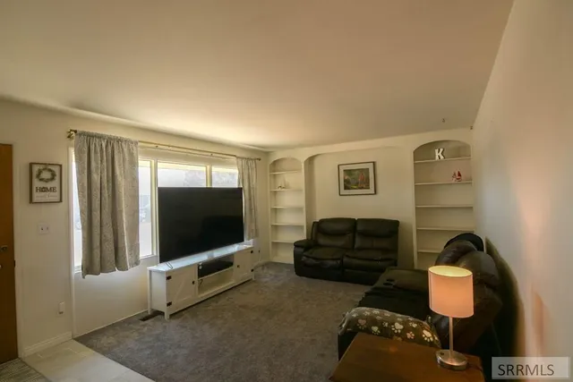 $289,000 | 1452 Austin Avenue, Idaho Falls, ID 83404