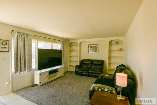 $289,000 | 1452 Austin Avenue, Idaho Falls, ID 83404