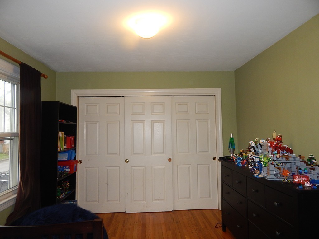 34 Wampatuck Road Quincy, MA 02169 - Photo 12 of 24 Gallery Image 12