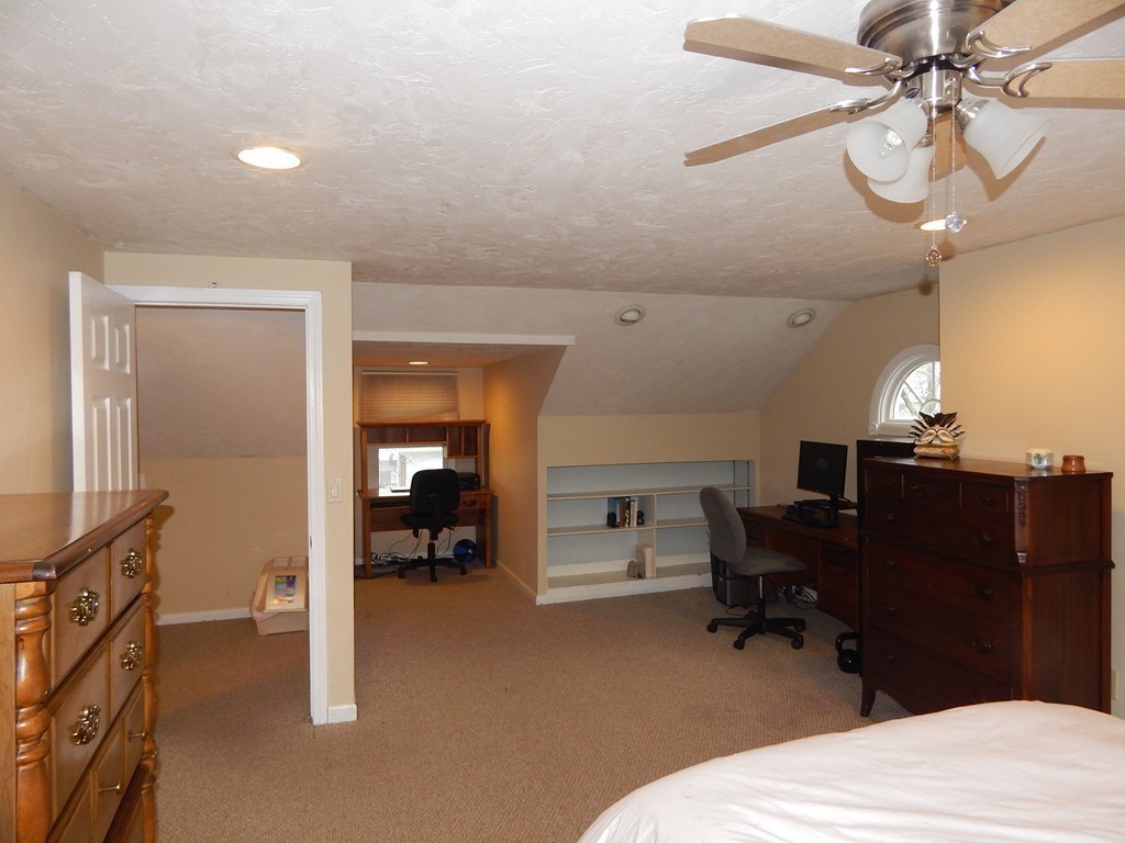 34 Wampatuck Road Quincy, MA 02169 - Photo 19 of 24 Gallery Image 19