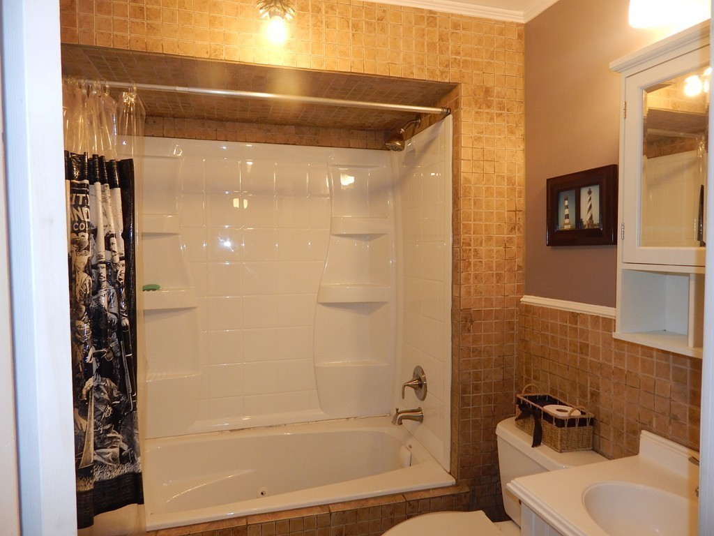 34 Wampatuck Road Quincy, MA 02169 - Photo 20 of 24 Gallery Image 20