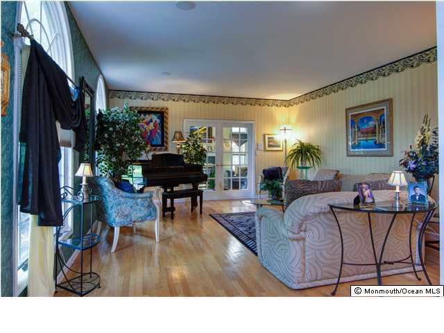 14 Riverside Lane Holmdel, NJ 07733 - Photo 3 of 3 Additional Photo