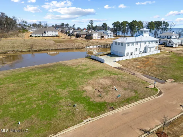 $190,000 | South Canal Drive, Madison, MS 39110