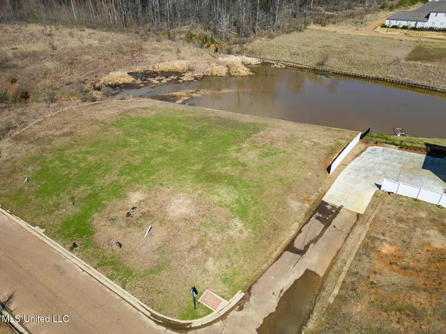 $190,000 | South Canal Drive, Madison, MS 39110