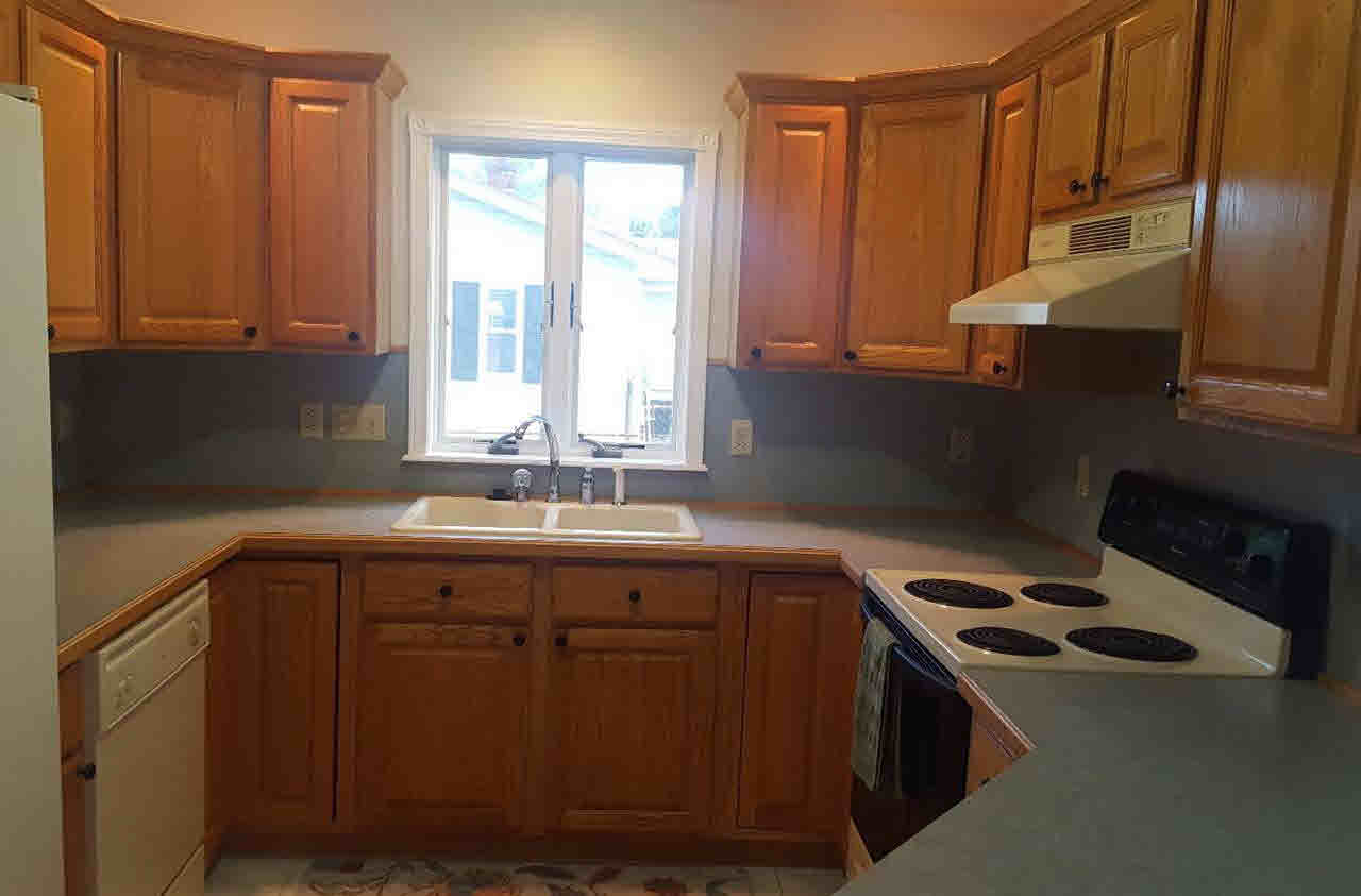 1258 North Morrish Road Flint, MI 48532 - Photo 3 of 35 21319555-2.JPG