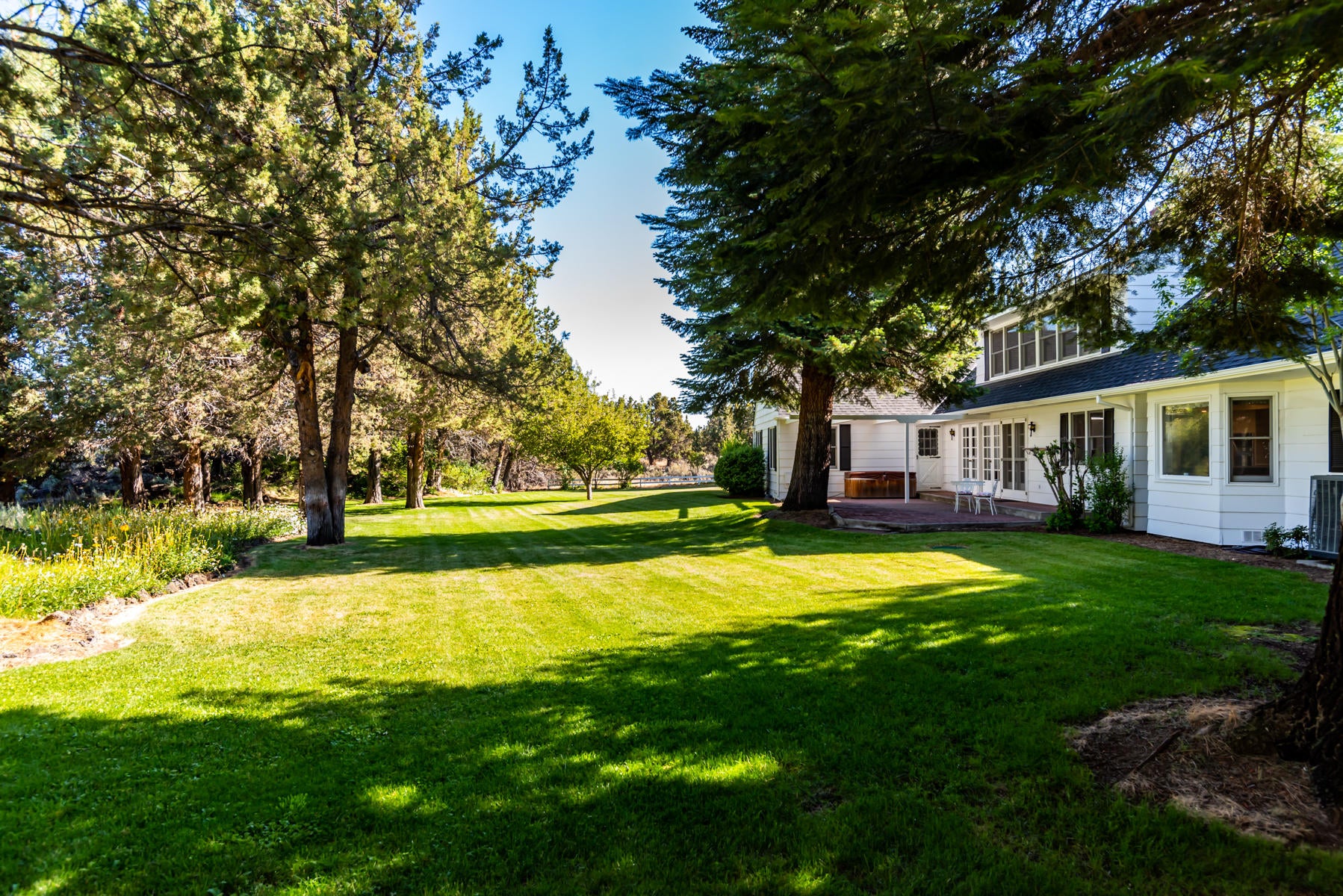 63245 Cole Road Bend, OR 97701 - Photo 35 of 37 35-Beautifully Landscaped