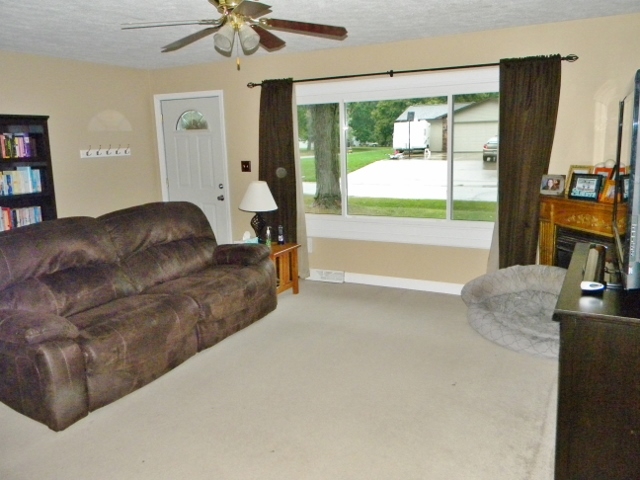 1680 South Redwood Road Warsaw, IN 46580 - Photo 5 of 22 Gallery Image 5