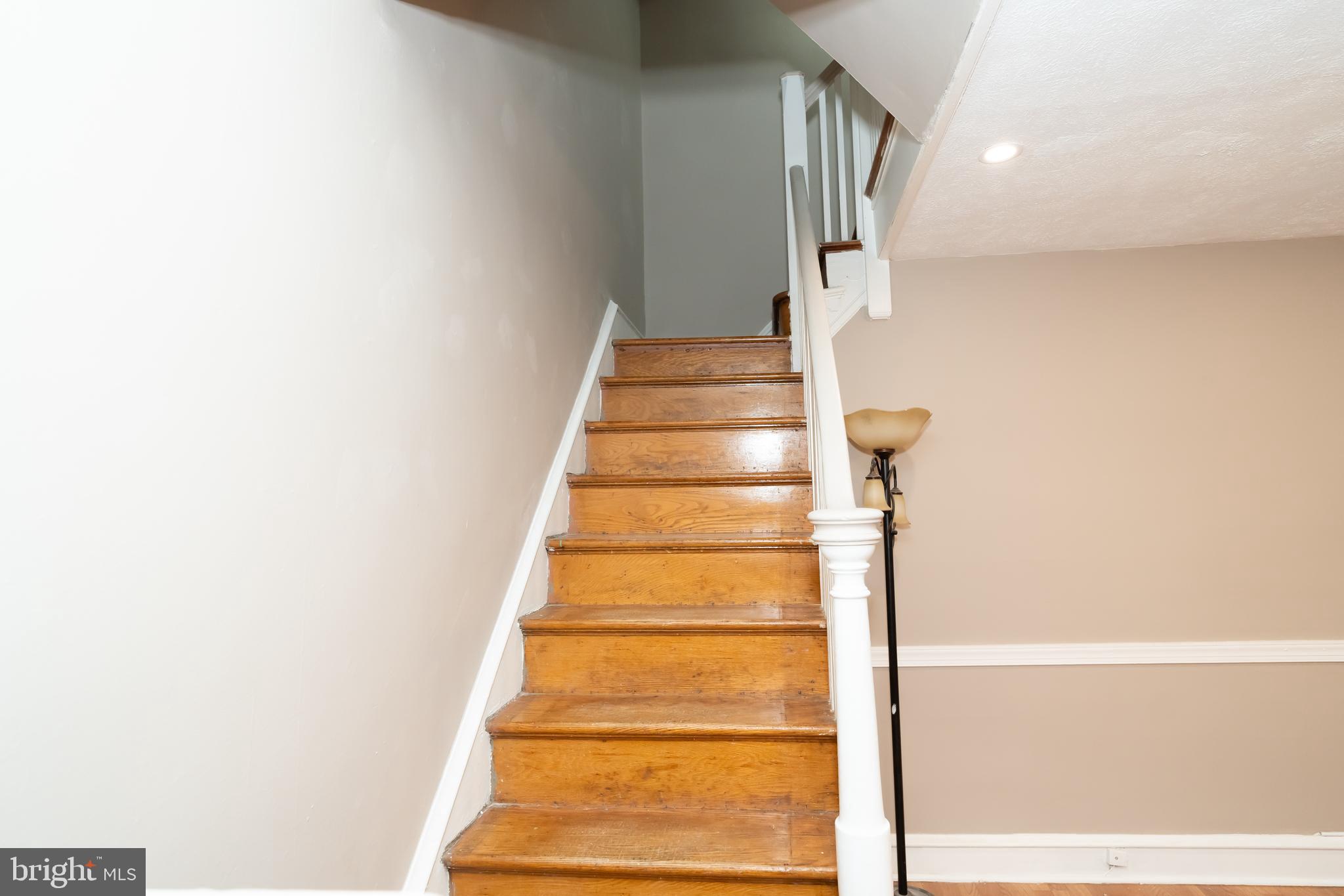 7209 Hazel Avenue Upper Darby, PA 19082 - Photo 18 of 35 a view of entryway