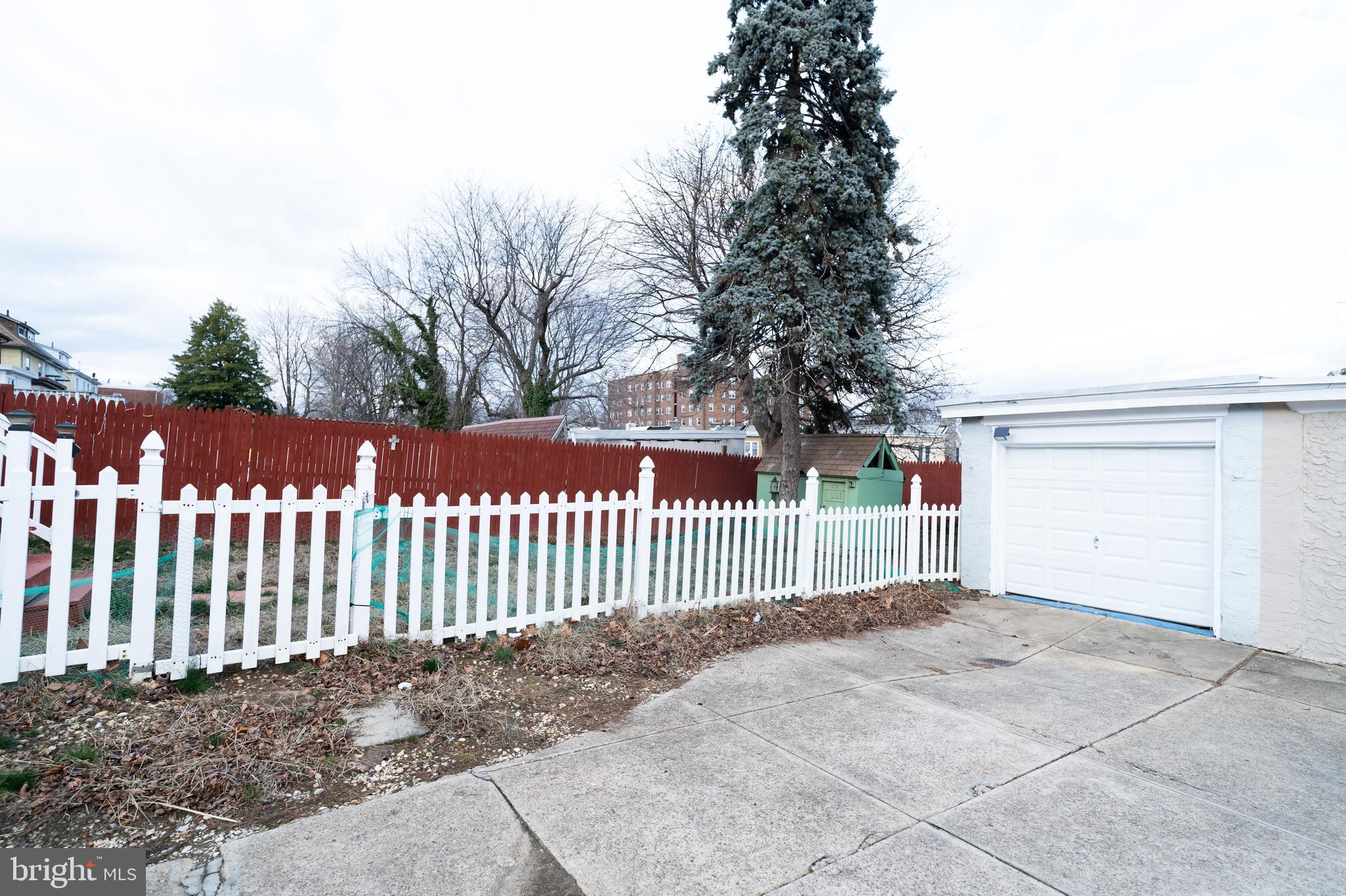 7209 Hazel Avenue Upper Darby, PA 19082 - Photo 5 of 35 a view of a wooden fence