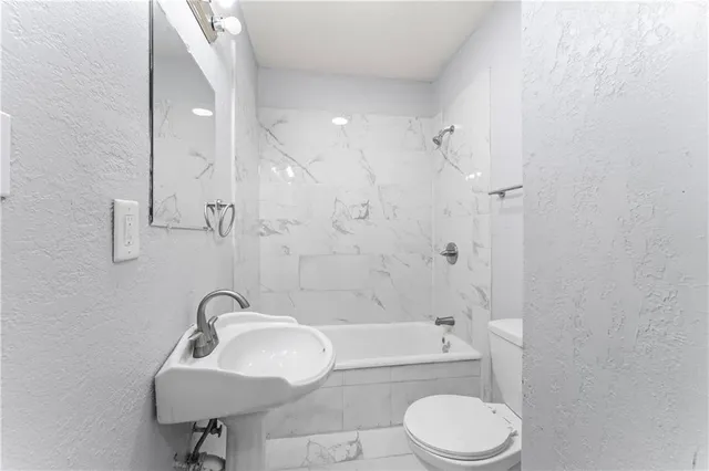 $125,000 | 7004 Jackson Avenue, Kansas City, MO 64132