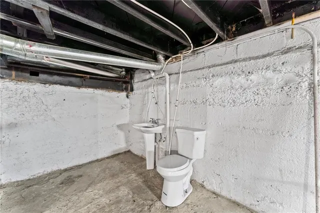 $125,000 | 7004 Jackson Avenue, Kansas City, MO 64132