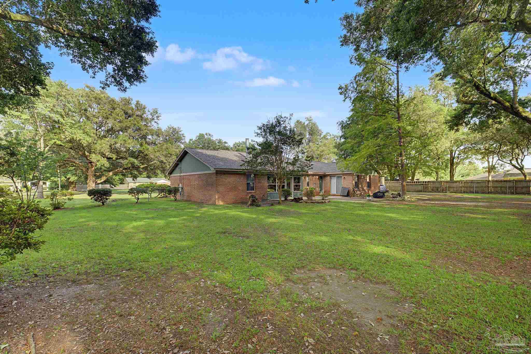 5601 Windermere Trace Pace, FL 32571 - Photo 45 of 69