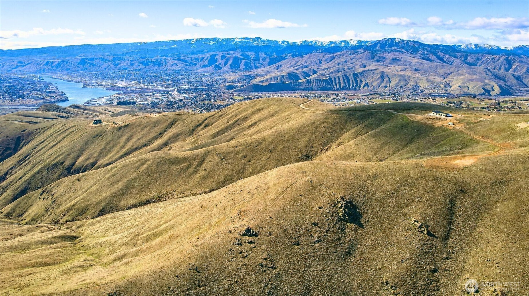 6971 Burch Mountain Road Wenatchee, WA 98801 - Photo 8 of 20