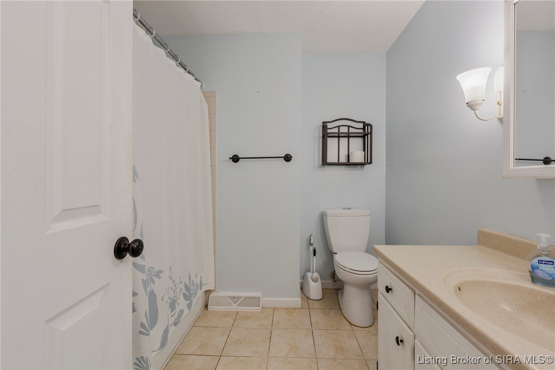 7318 Pekin Road Greenville, IN 47124 - Photo 32 of 48 Gallery Image 32
