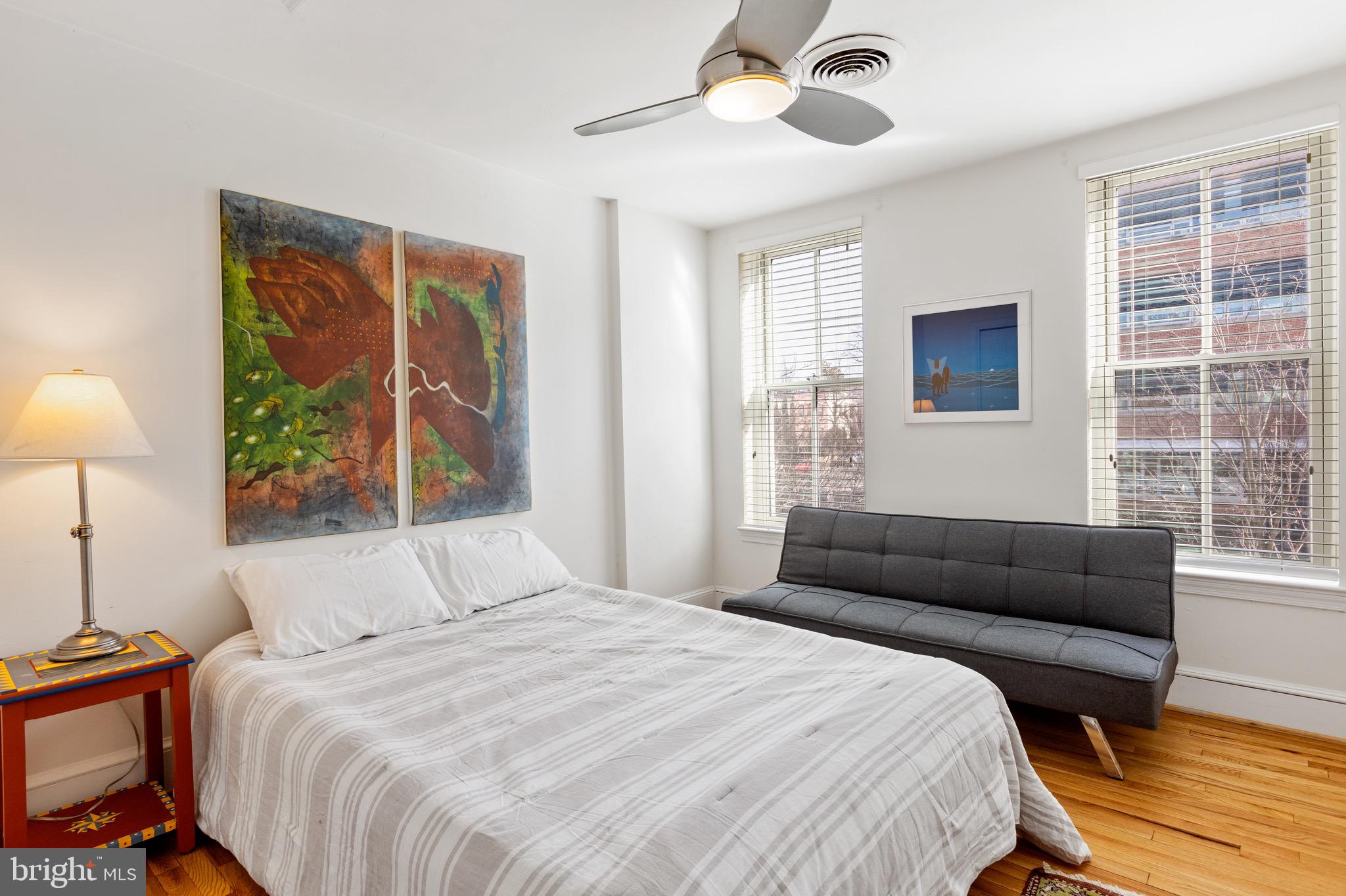 409 12th Street Southeast Washington, DC 20003 - Photo 16 of 20