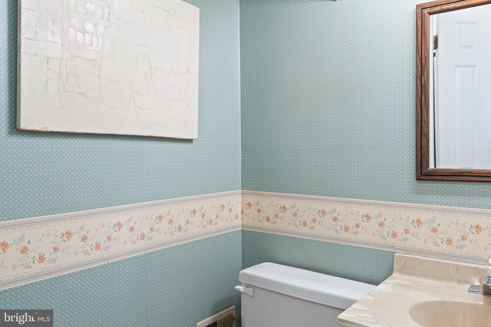 409 12th Street Southeast Washington, DC 20003 - Photo 8 of 20