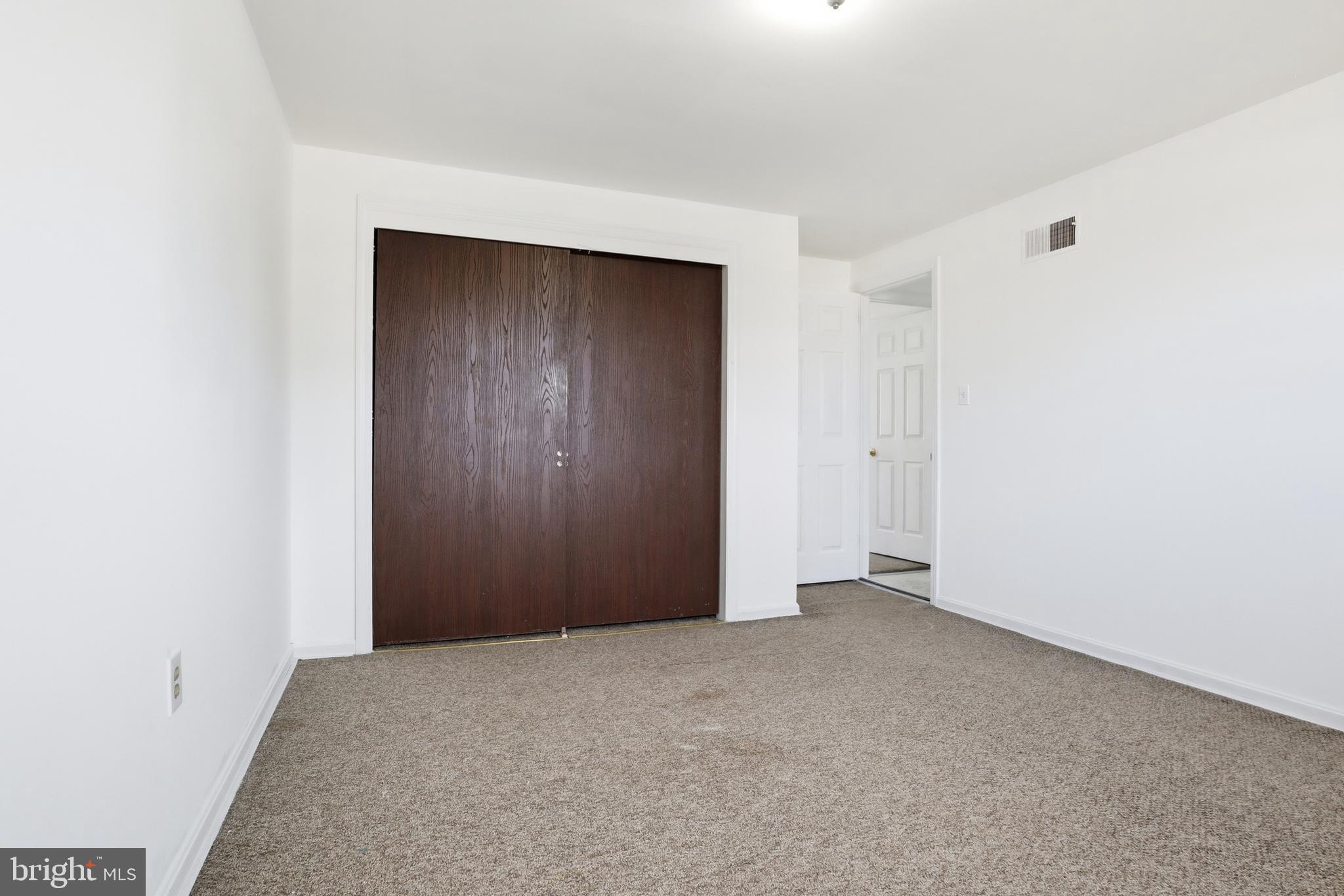 647 Candlewyck Road Lancaster, PA 17601 - Photo 26 of 59 a view of an empty room