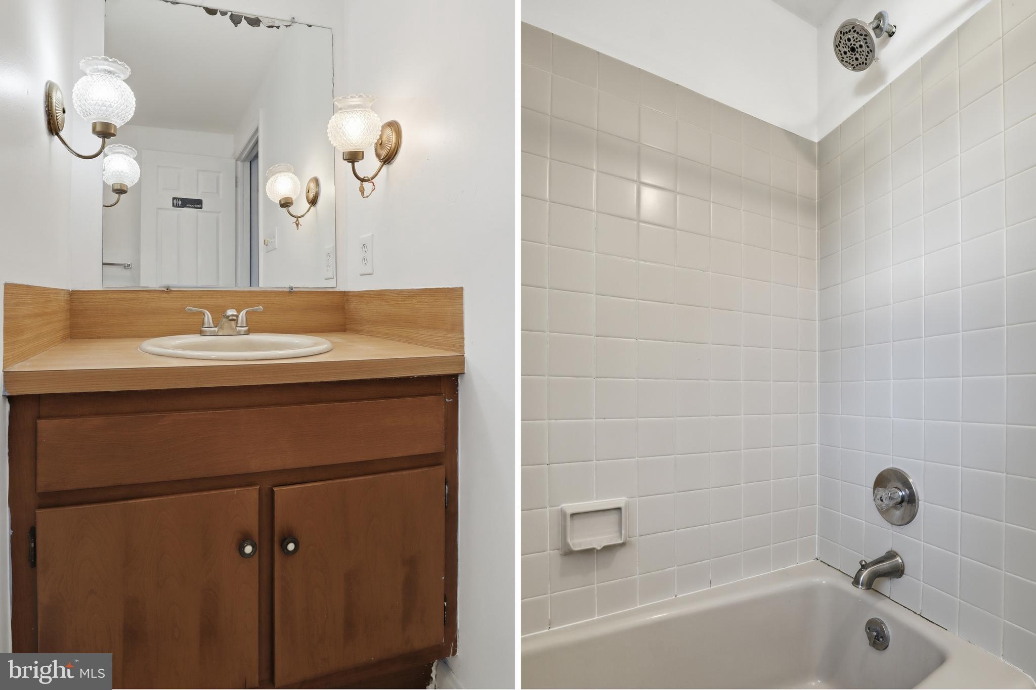 647 Candlewyck Road Lancaster, PA 17601 - Photo 28 of 59 a bathroom with a tub sink and mirror