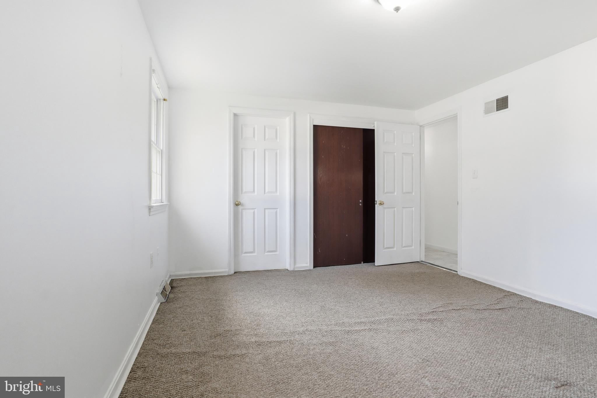 647 Candlewyck Road Lancaster, PA 17601 - Photo 30 of 59 a view of an empty room