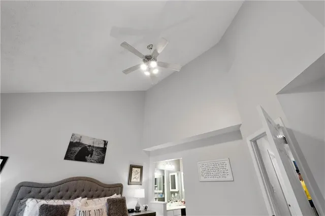 $250,000 | 193 Old Village Lane, Bethel Park, PA 15102