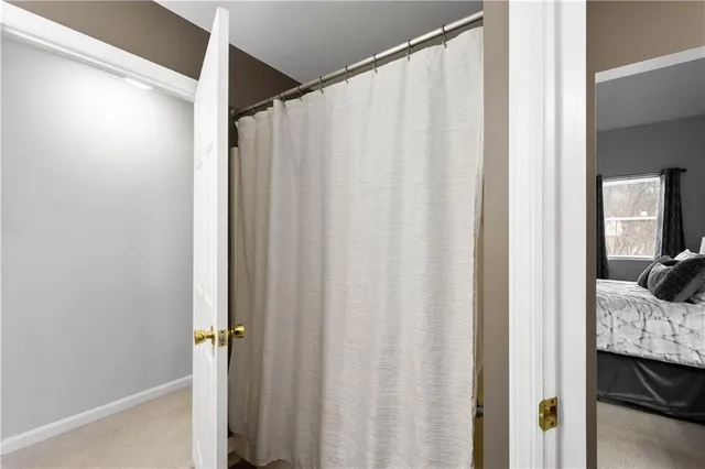 $250,000 | 193 Old Village Lane, Bethel Park, PA 15102