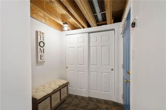 $250,000 | 193 Old Village Lane, Bethel Park, PA 15102