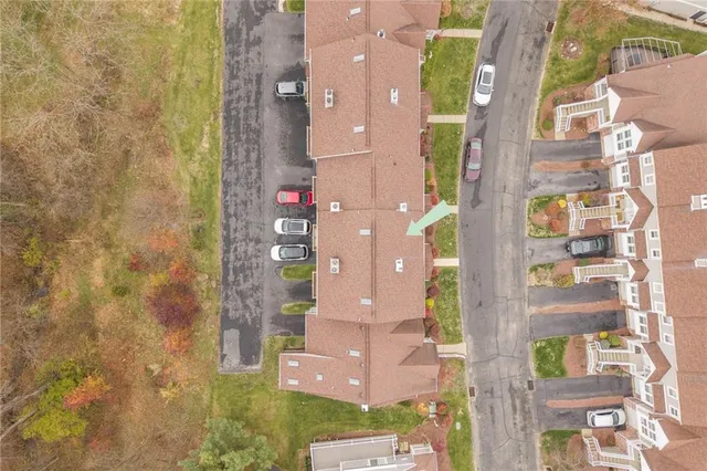 $250,000 | 193 Old Village Lane, Bethel Park, PA 15102