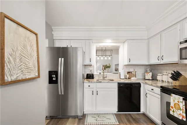 $250,000 | 193 Old Village Lane, Bethel Park, PA 15102