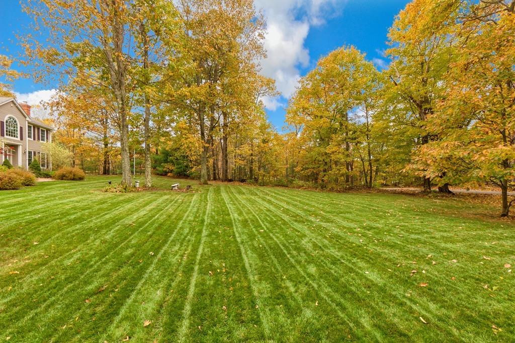 27 Harrington Road Westminster, MA 01473 - Photo 4 of 42
