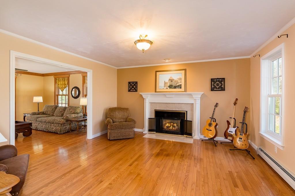 27 Harrington Road Westminster, MA 01473 - Photo 7 of 42