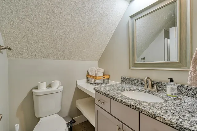 $749,900 | 2007 Edwards Lake Road, Greer, SC 29651