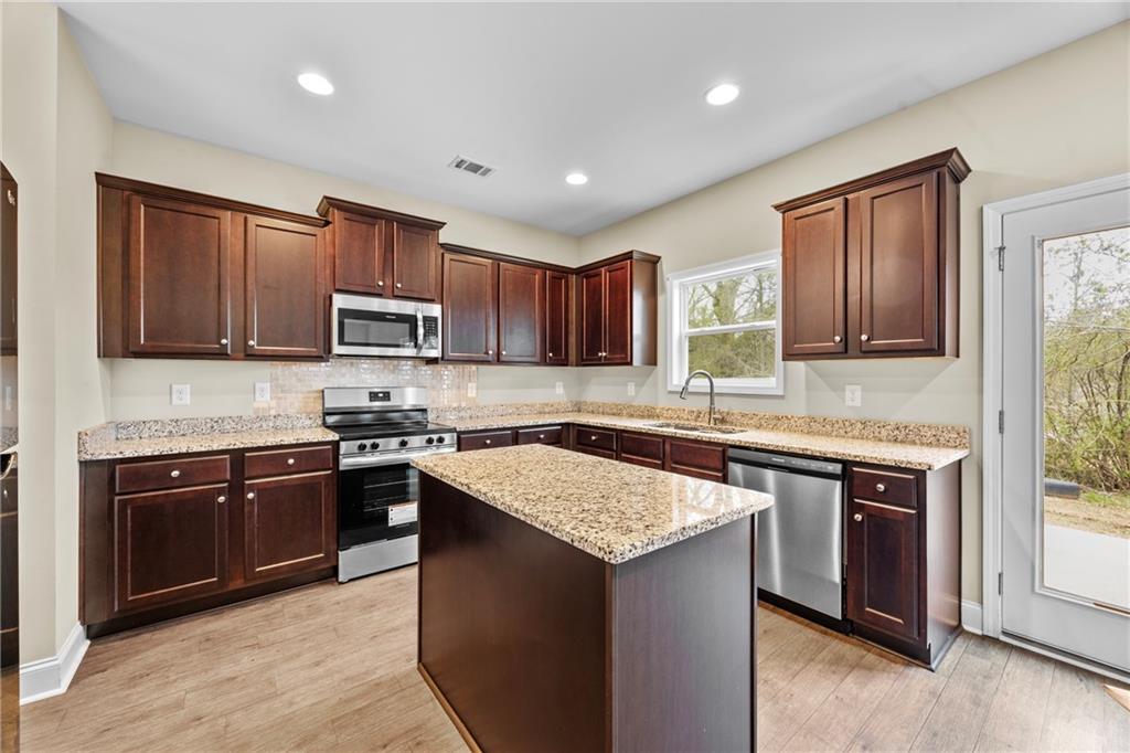 1408 Seals Road Dallas, GA 30157 - Photo 13 of 27