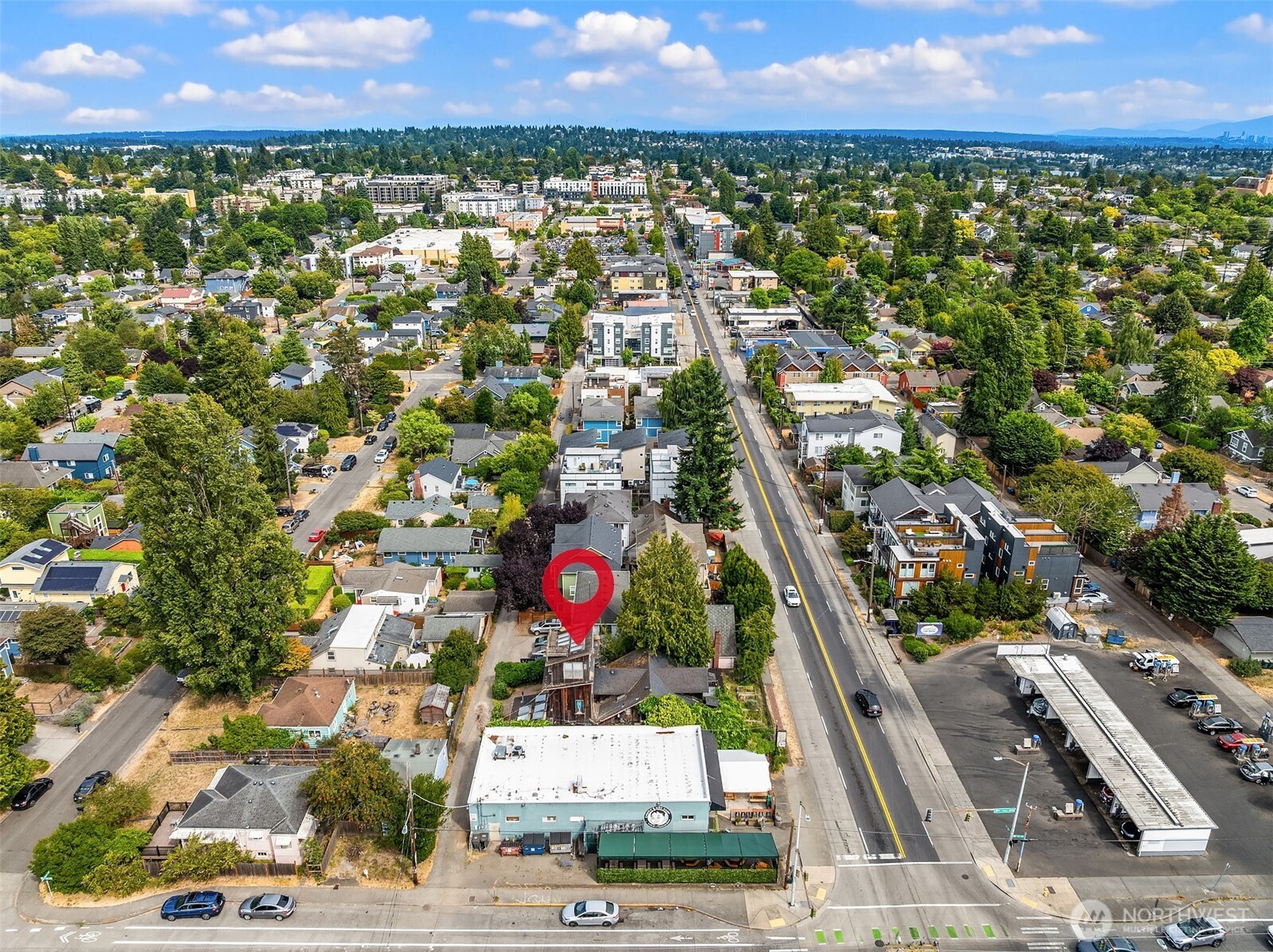 652 Northwest 85th Street Seattle, WA 98117 - Photo 15 of 17