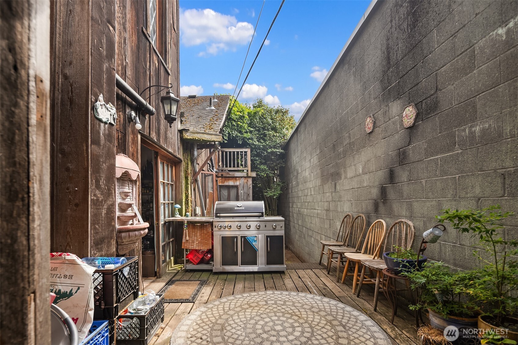 652 Northwest 85th Street Seattle, WA 98117 - Photo 7 of 17