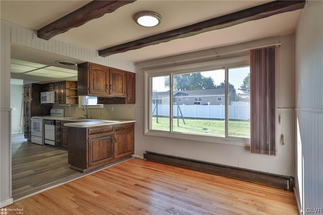 3626 Carter Road Bethlehem, PA 18020 - Photo 5 of 30 Gallery Image 5