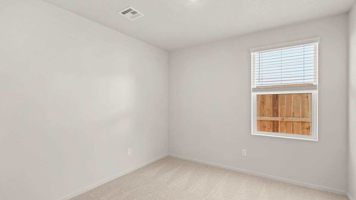 2595 Addysen Pk Way Medford, OR 97501 - Photo 9 of 26