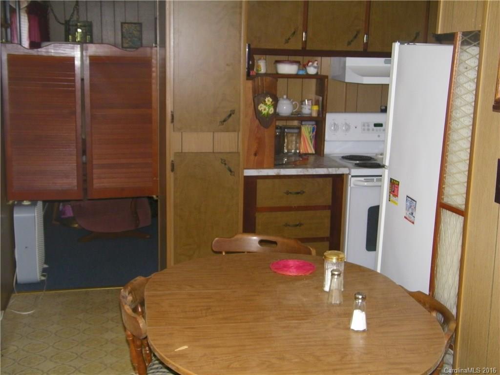 116 Summer Rest Lake Lure, NC 28746 - Photo 13 of 19 Gallery Image 13