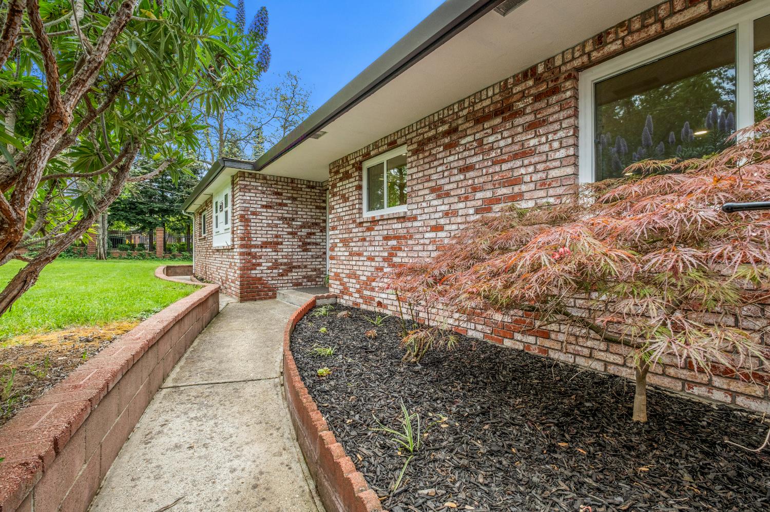 3517 Bajamont Way Carmichael, CA 95608 - Photo 14 of 69