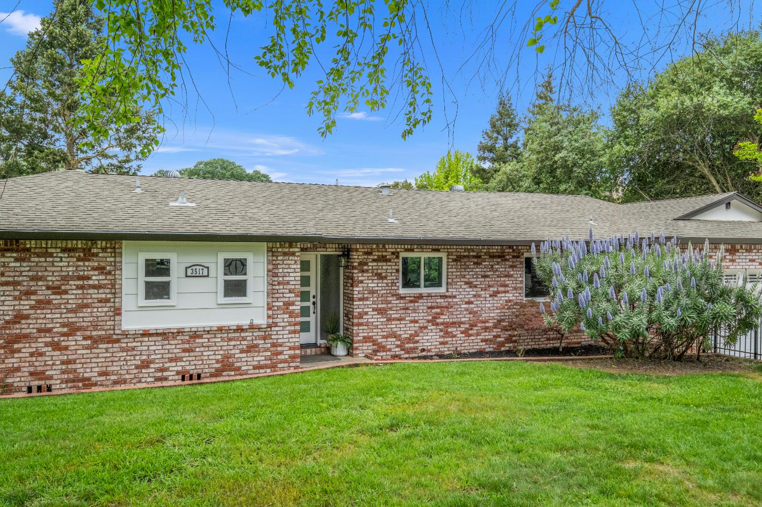 3517 Bajamont Way Carmichael, CA 95608 - Photo 65 of 69