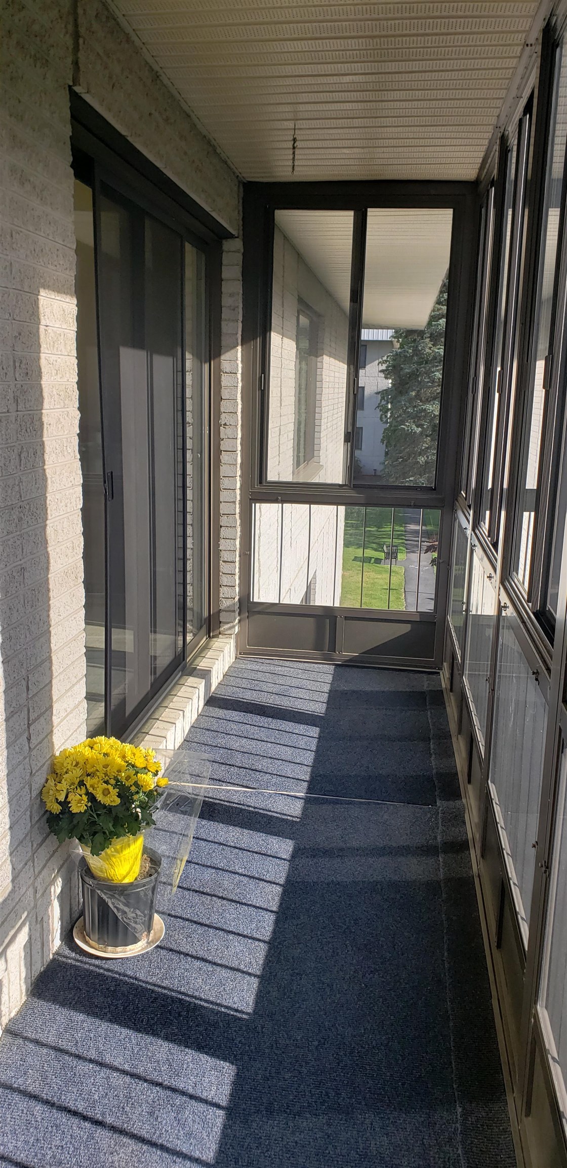 33 Spit Brook Road, Unit 23 Nashua, NH 03060 - Photo 11 of 23