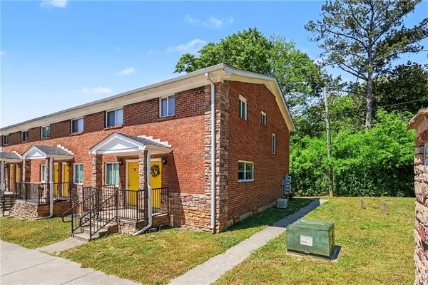 $1,495 | 3751 Martin Luther King Junior Drive Southwest, Unit G16, Atlanta, GA 30331