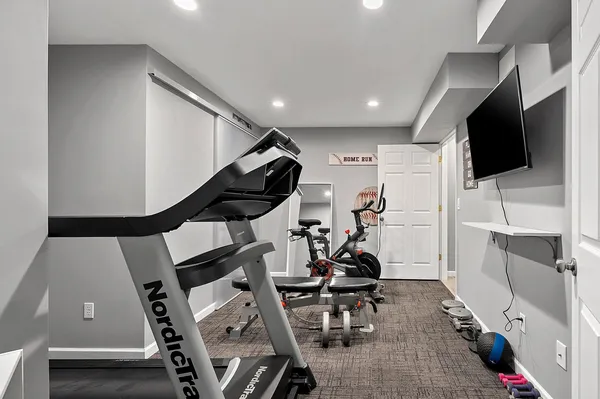 $609,900 | 654 West Rock River Circle, De Pere, WI 54115