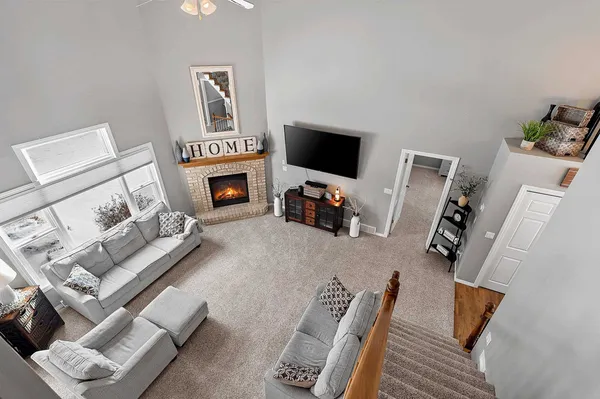 $609,900 | 654 West Rock River Circle, De Pere, WI 54115