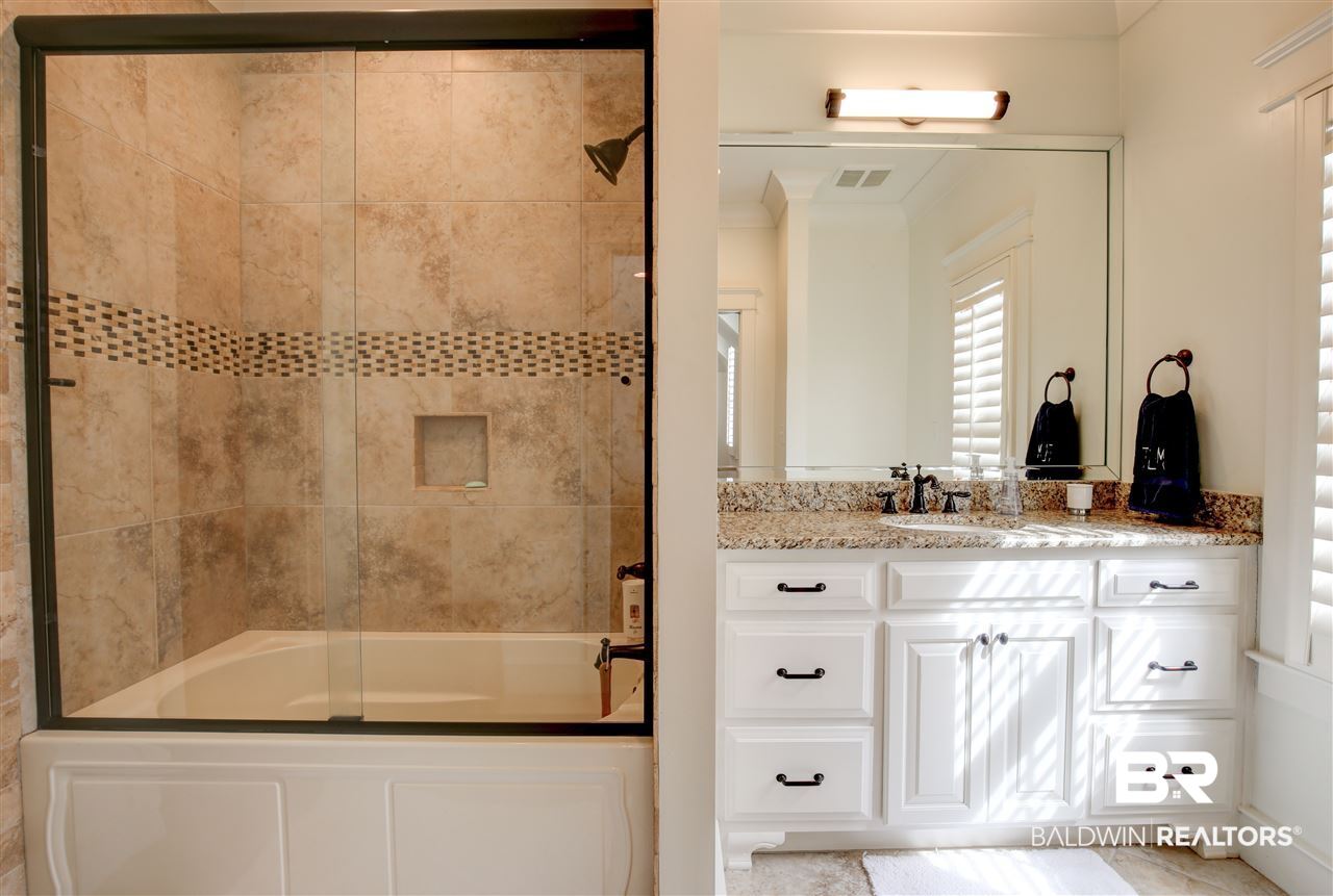 573 Falling Water Boulevard Fairhope, AL 36532 - Photo 26 of 40 bathroom 3