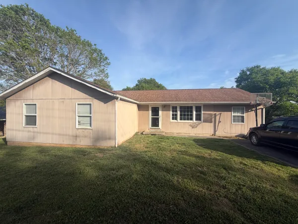 $220,000 | 113 Sherwood Avenue, Calhoun, TN 37309