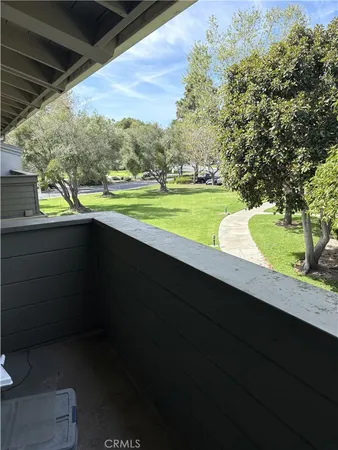$599,000 | 8777 Coral Springs Court, Unit 11H, Huntington Beach, CA 92646