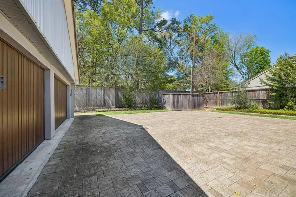 $16,000 | 623 Pinehaven Drive, Houston, TX 77024