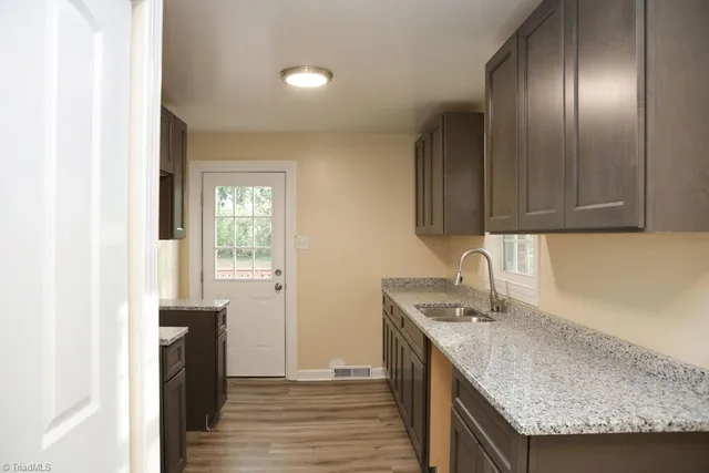 $1,595 | 2007 Walker Avenue, Greensboro, NC 27403